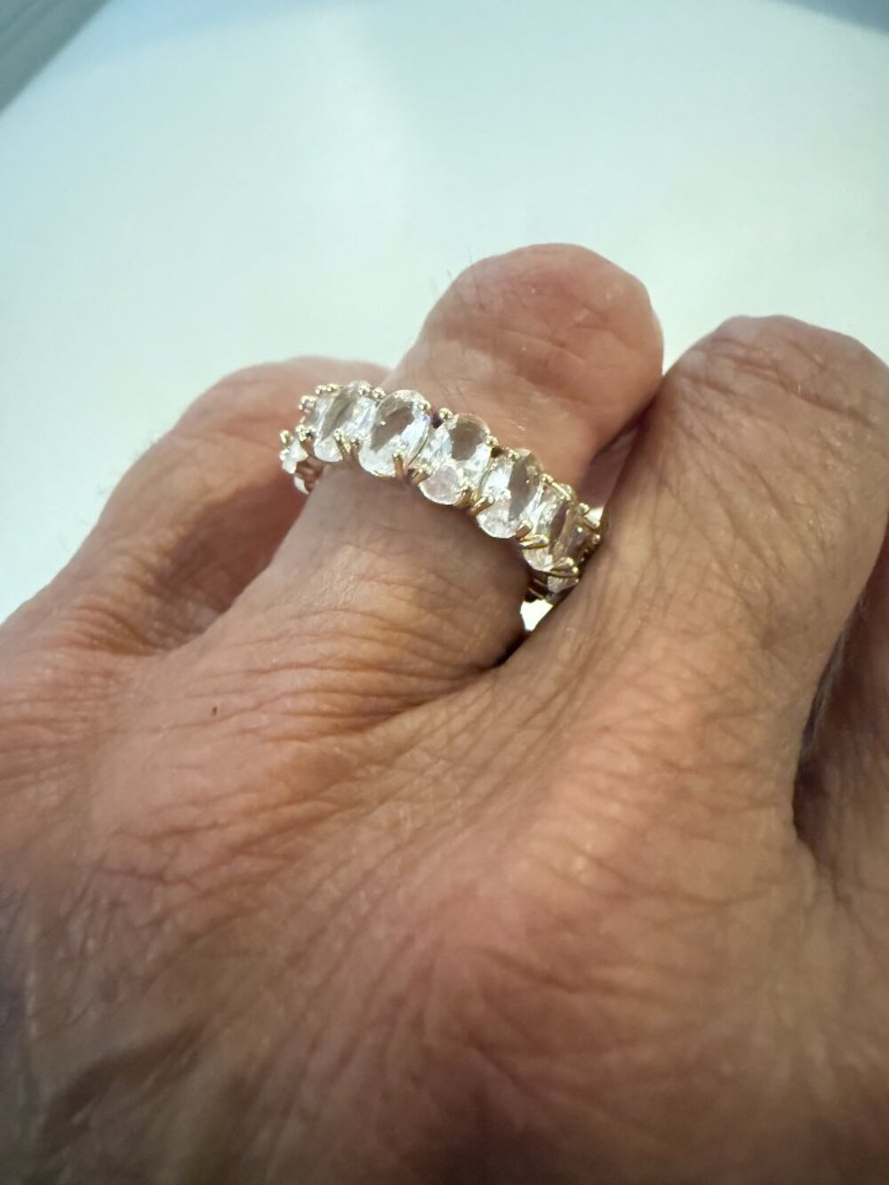 New in box Kurt Geiger Eagle Clear And Gold Eternity Ring Size 7 - Picture 5 of 7